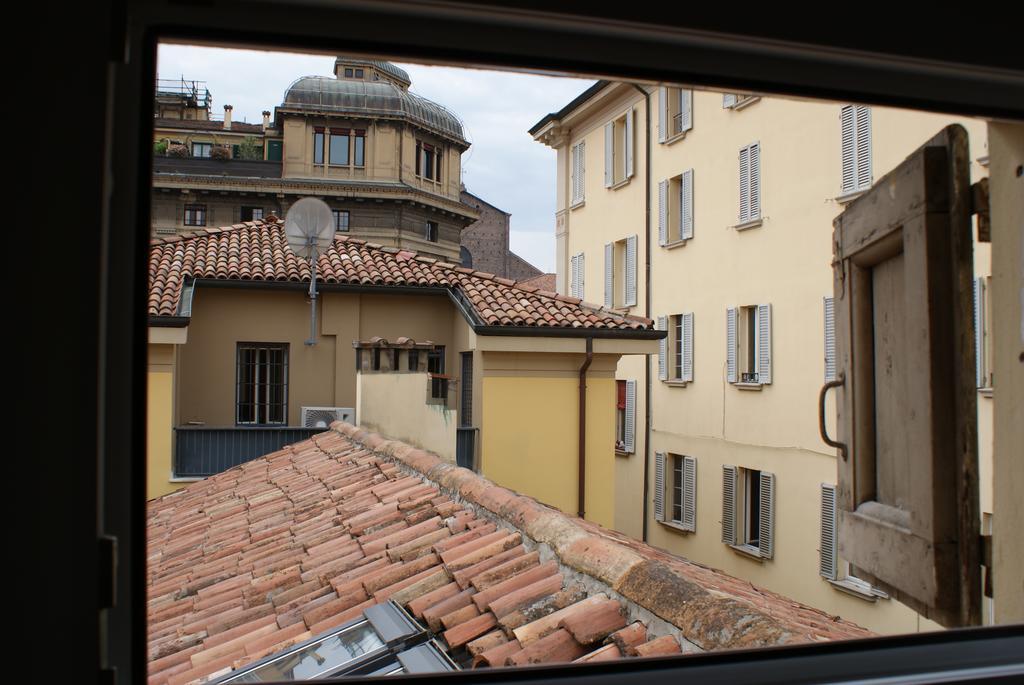 4-Tourist House Bologna-Studio - Self Check-In Zewnętrze zdjęcie