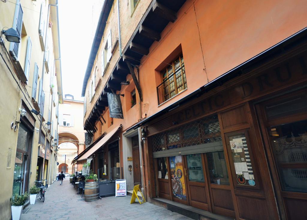 4-Tourist House Bologna-Studio - Self Check-In Zewnętrze zdjęcie